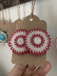 Jennifer LaRue, beadwork, beader, jewelry, jewelry maker, Indigenous Artist, First Nations, Indigenous Arts Collective of Canada, Pass The Feather