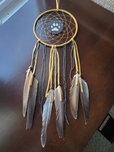 Leigha Turner, beadwork, beader, featherwork, leatherwork, dreamcatchers, moccasins, lanyards, jewelry maker, jewelry, Indigenous Artist, First Nations, Indigenous Arts Collective of Canada, Pass The Feather
